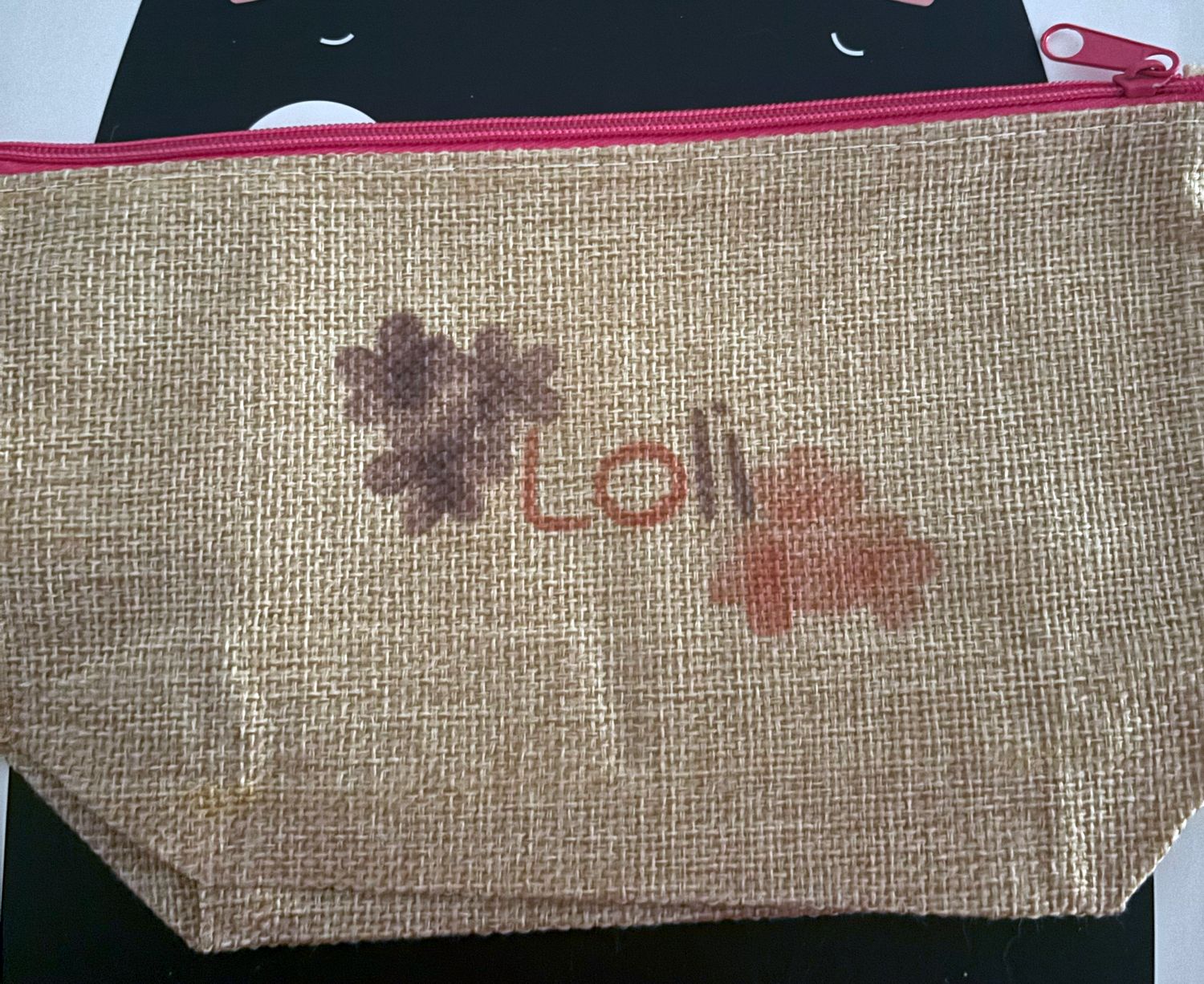 🌼 Estuche personalizado “Con tu nombre y dos flores”