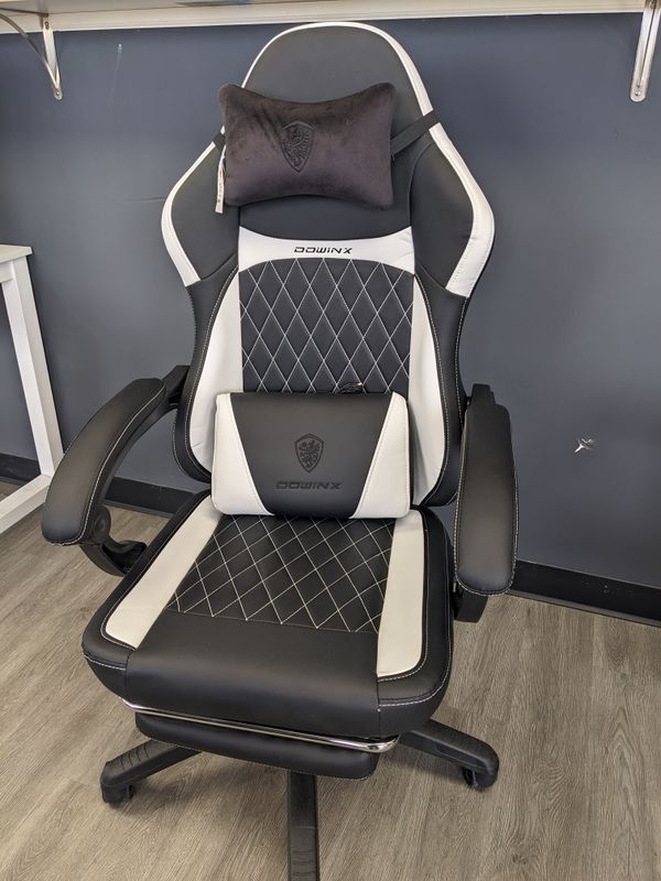 Dowinx Gaming Chair (Black &amp; White)