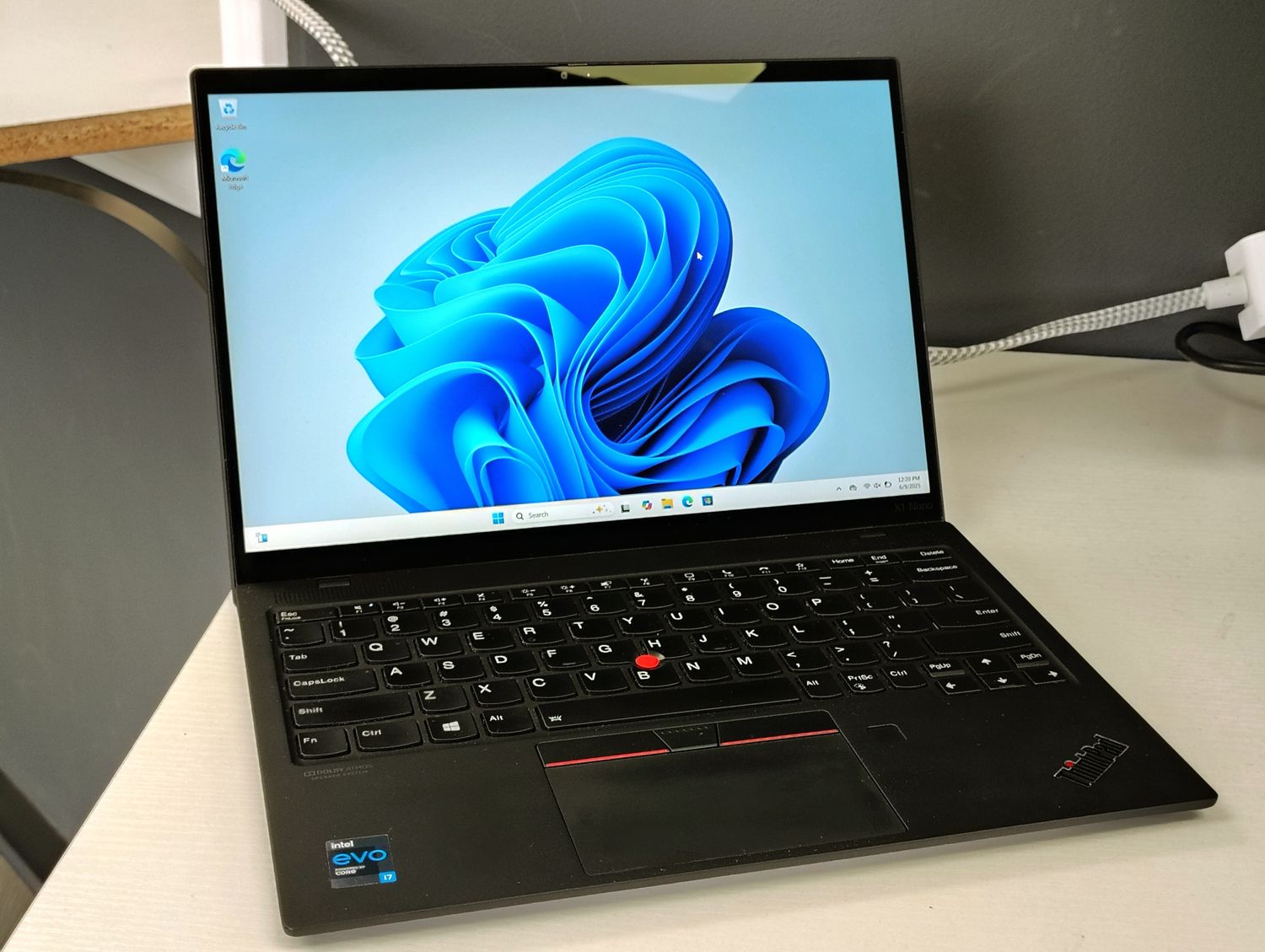 Thinkpad X1 Carbon Laptop