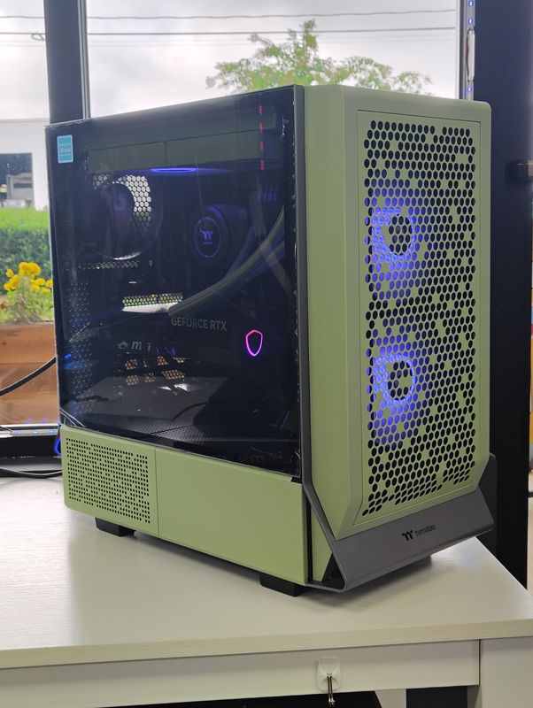 "Green Machine" Custom Built Gaming PC
