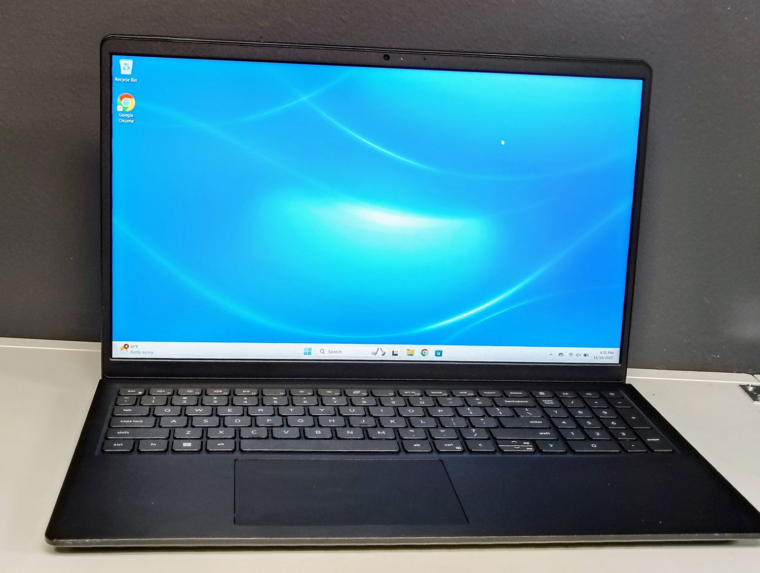 Dell Inspiron 15 3520