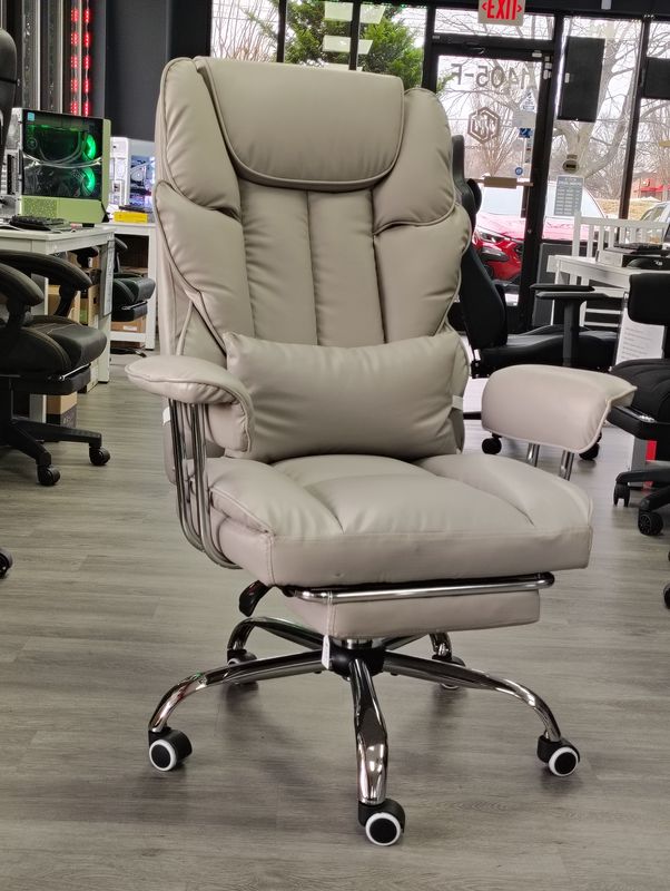 Deluxe Office Chair