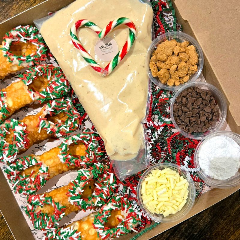 Gingerbread Cannoli Kit