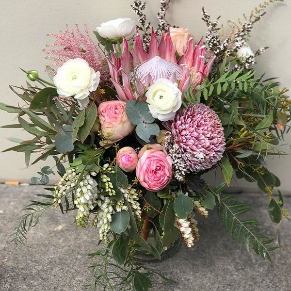 Florist’s Choice — Suncoast Flowers in Birtinya, QLD