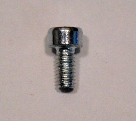 8) DR Conical Head Screw