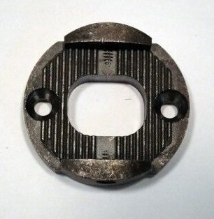 5) DR Caster Plate Support A