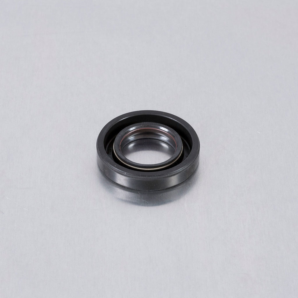 (26) Oil Seal 25 X 37 X 6