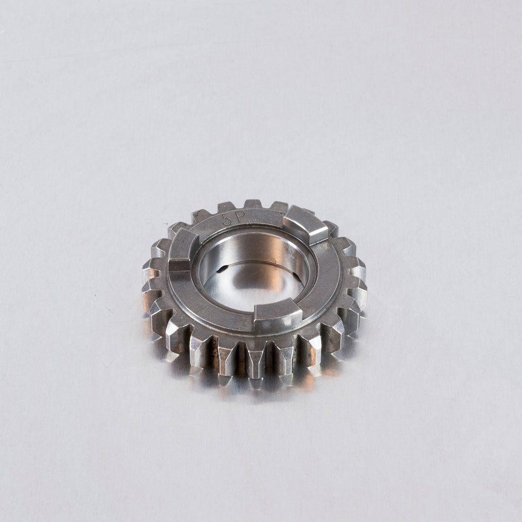 (6/6R) Fifth Gear Input Shaft Z 22