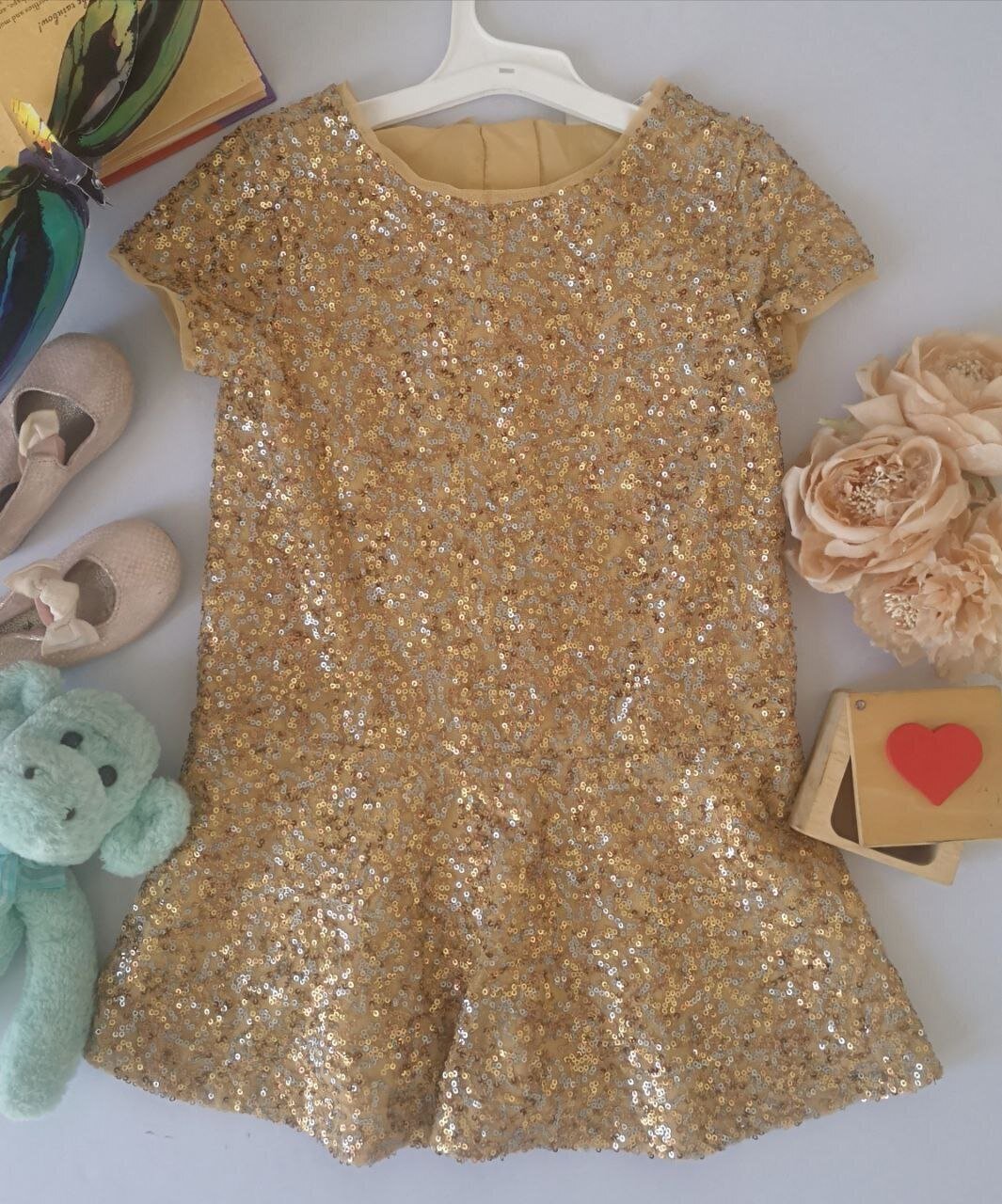 VESTIDO DE LENTEJUELAS