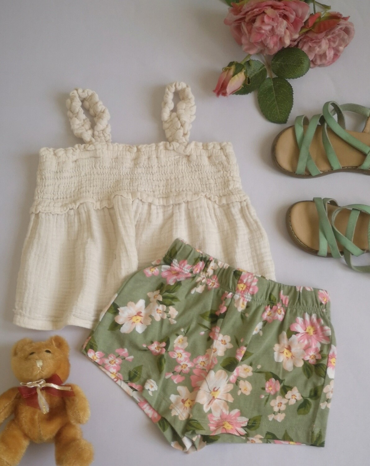 BLUSA CORRUGADA DE ARRIBA CON SHORT