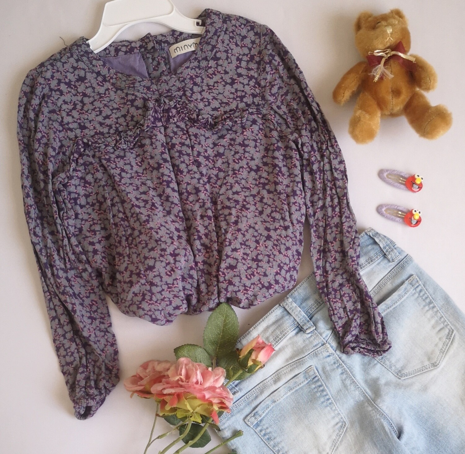 BLUSA INCLUYE GANCHITOS