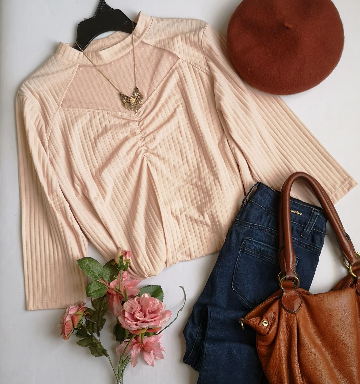 BLUSA CUELLO CERRADO