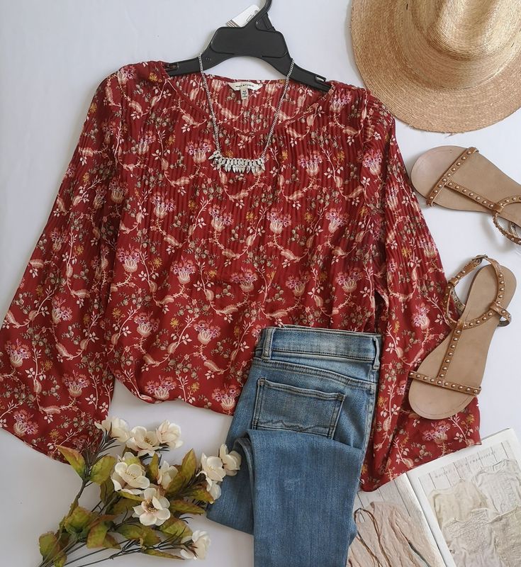 BLUSA CORRUGADA INCLUYE COLLAR