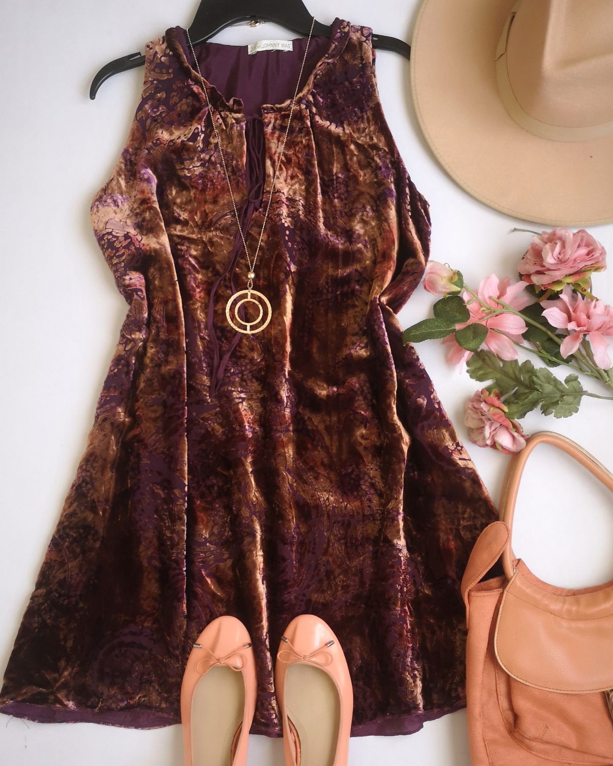 VESTIDO DE TERCIOPELO