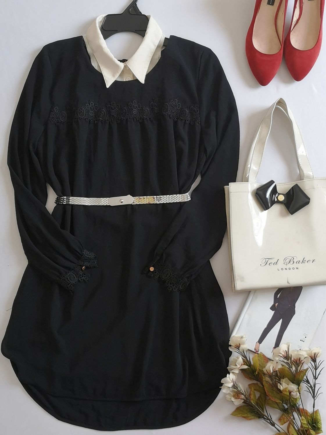 VESTIDO DE CHIFON CON ENCAJE EN LOS PUÑOS INCLUYE CINCHO
