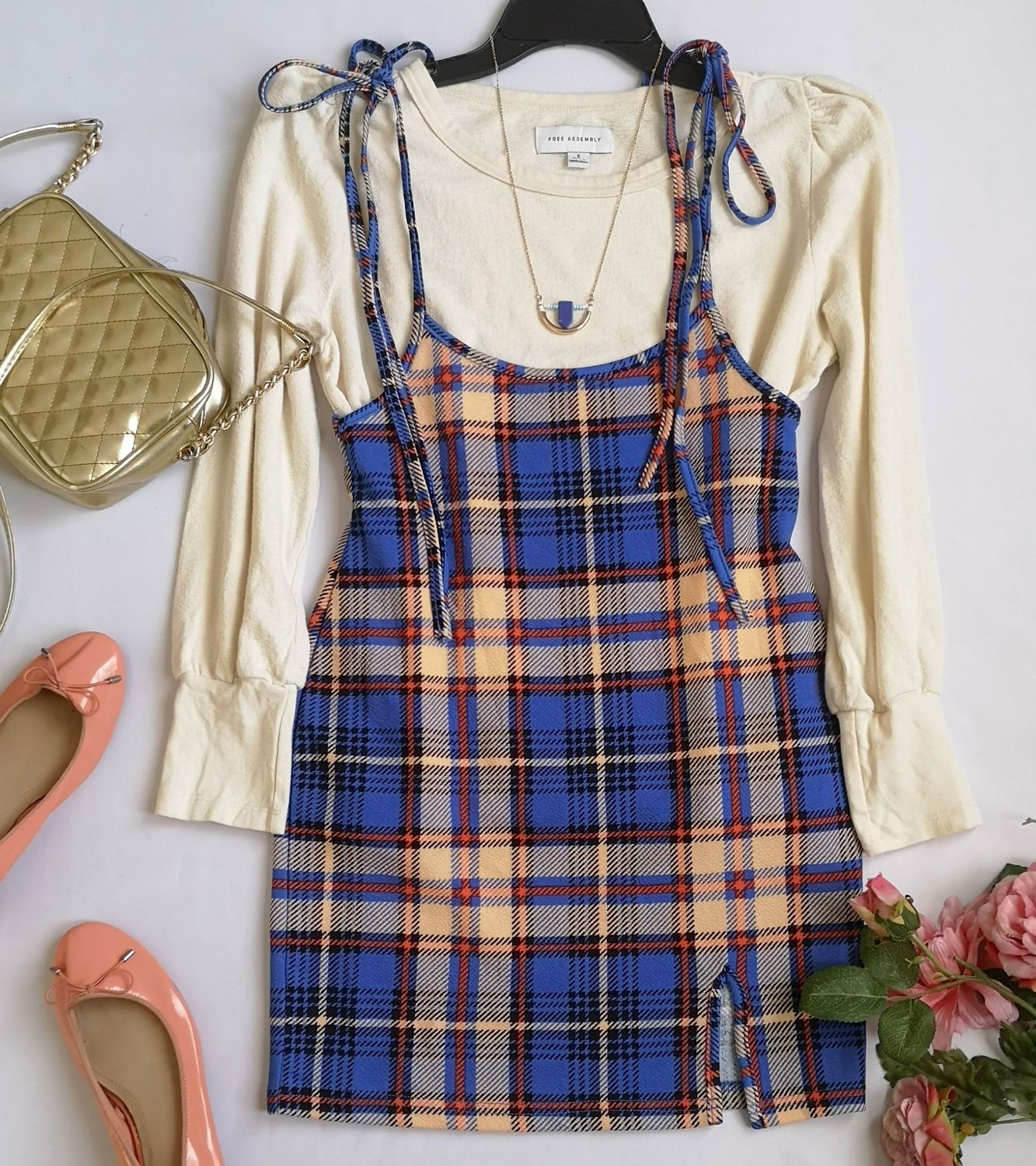 VESTIDO TALLADO CON BLUSA MANGAS PRINCESA