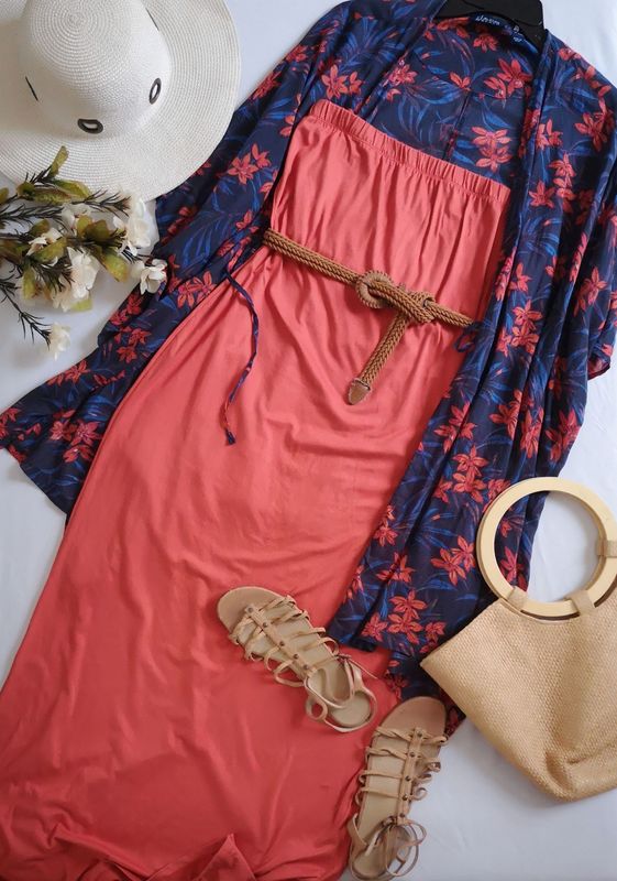 KIMONO CON VESTIDO STRAPLESS 