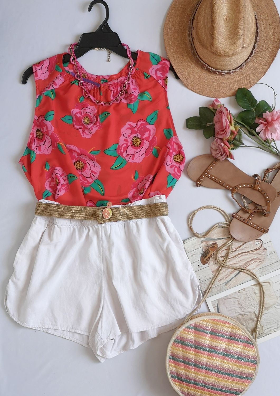 SHORT DE LINO Y BLUSA