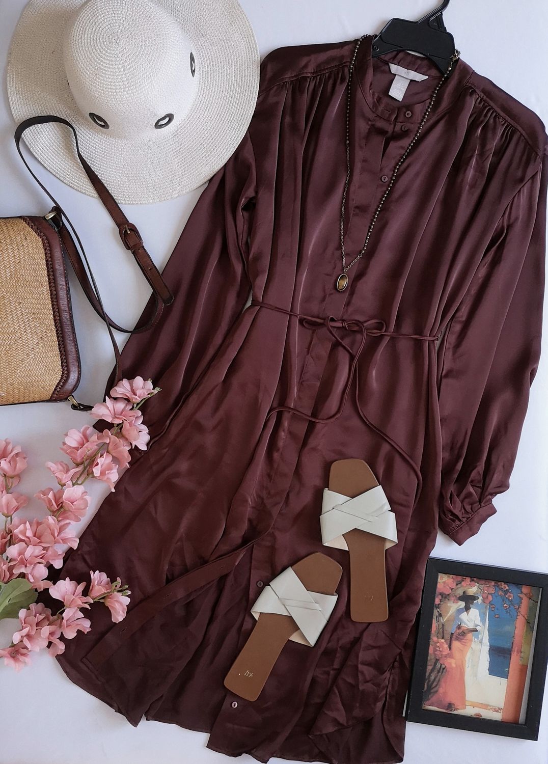 VESTIDO TIPO SEDA CON CINTO INCLUYE COLLAR