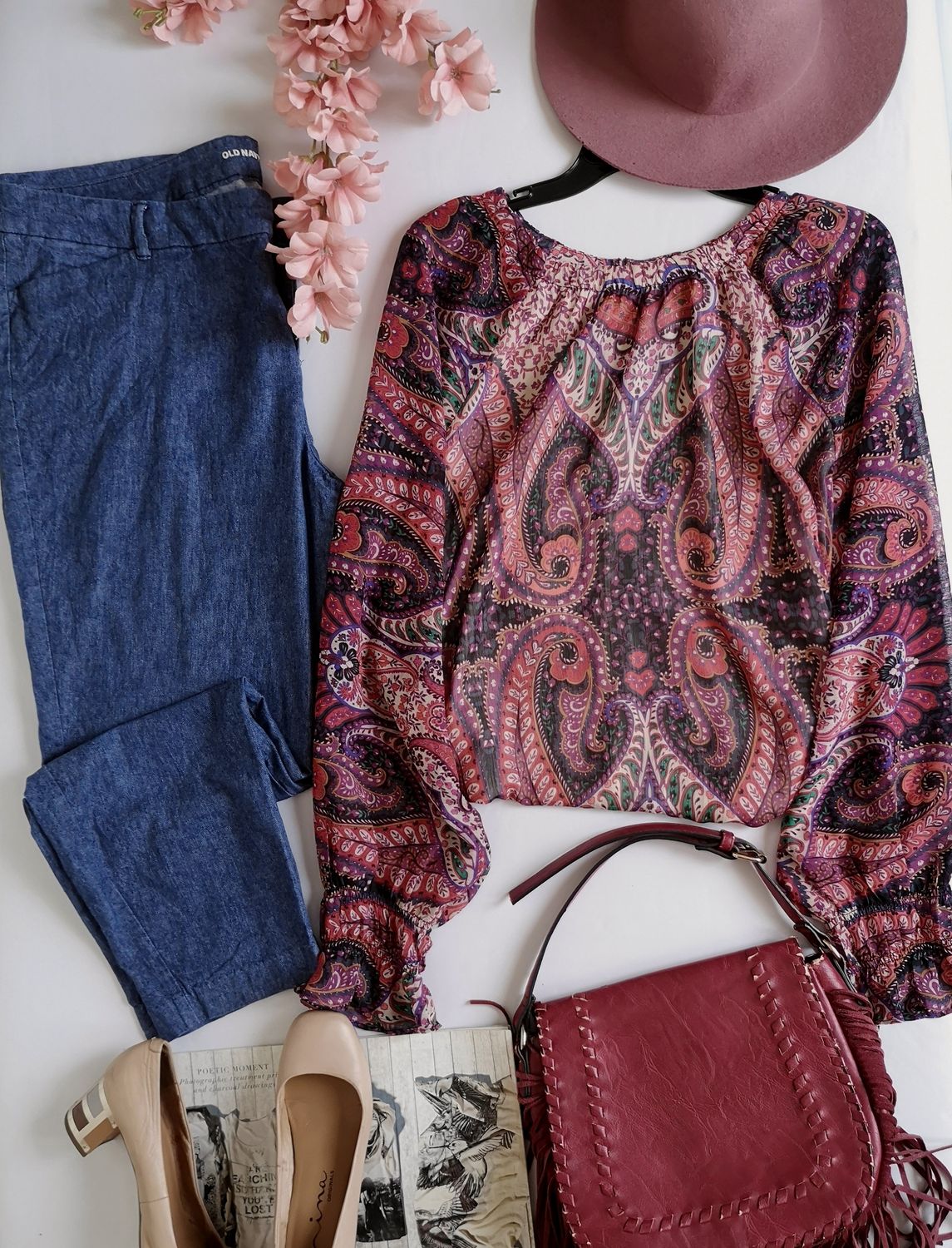 PANTALÓN PIXIE Y BLUSA DE CHIFÓN