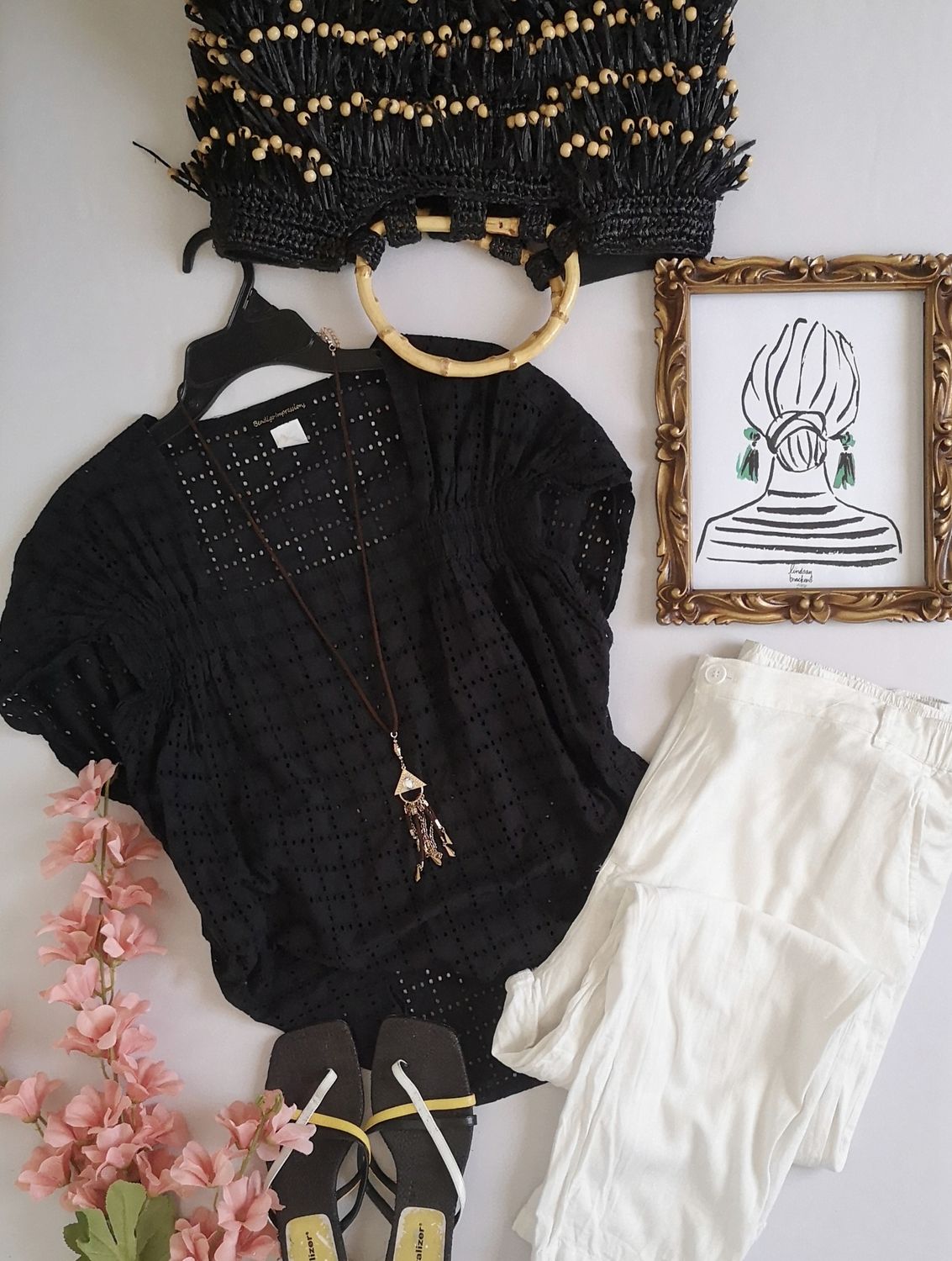 BLUSA CALADA CON ELÁSTICO ARRIBA INCLUYE COLLAR