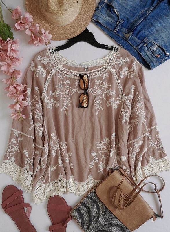 BLUSA BORDADA MANGAS ANCHAS
