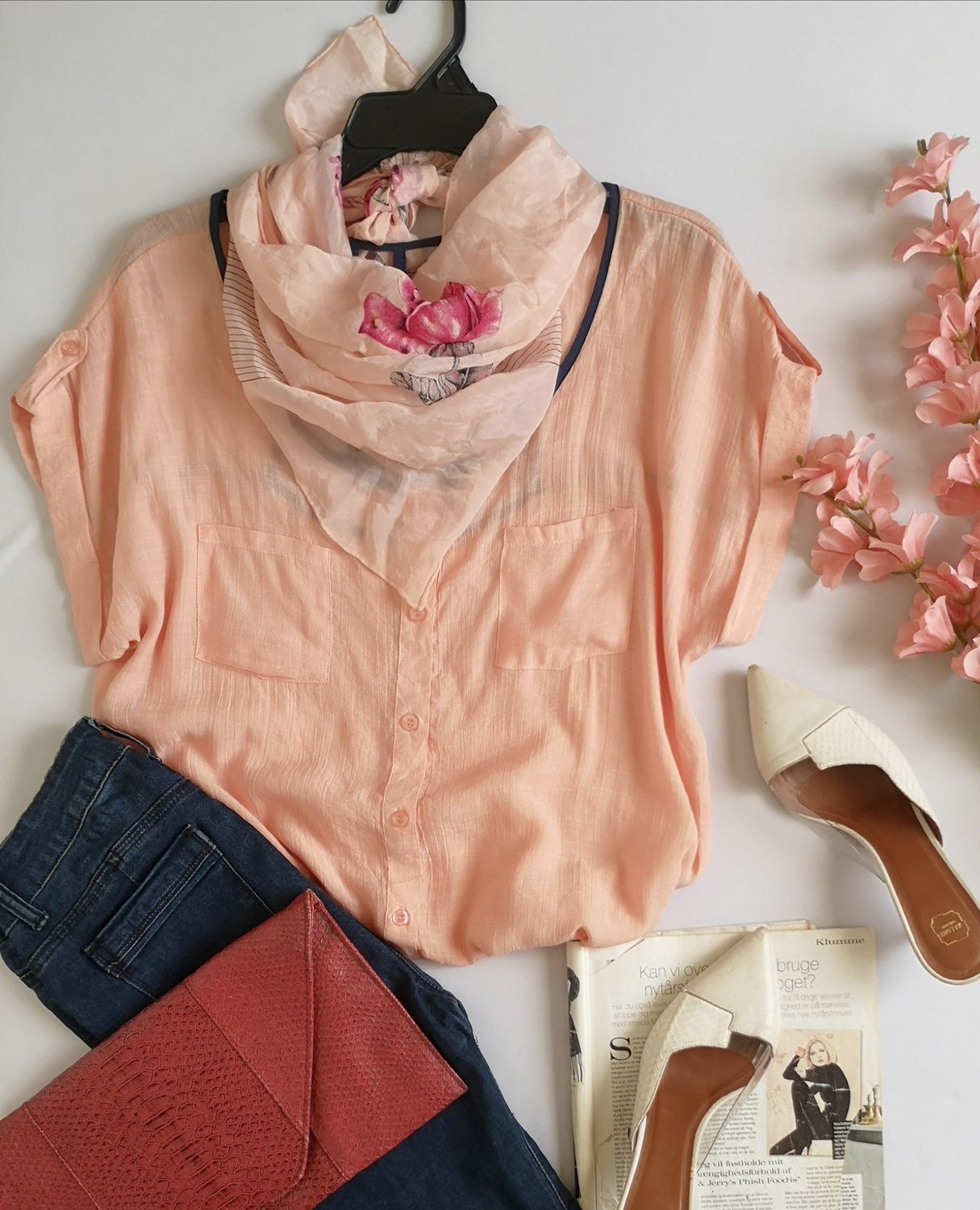 BLUSA CUELLO EN U INCLUYE PAÑOLETA 💙⚓