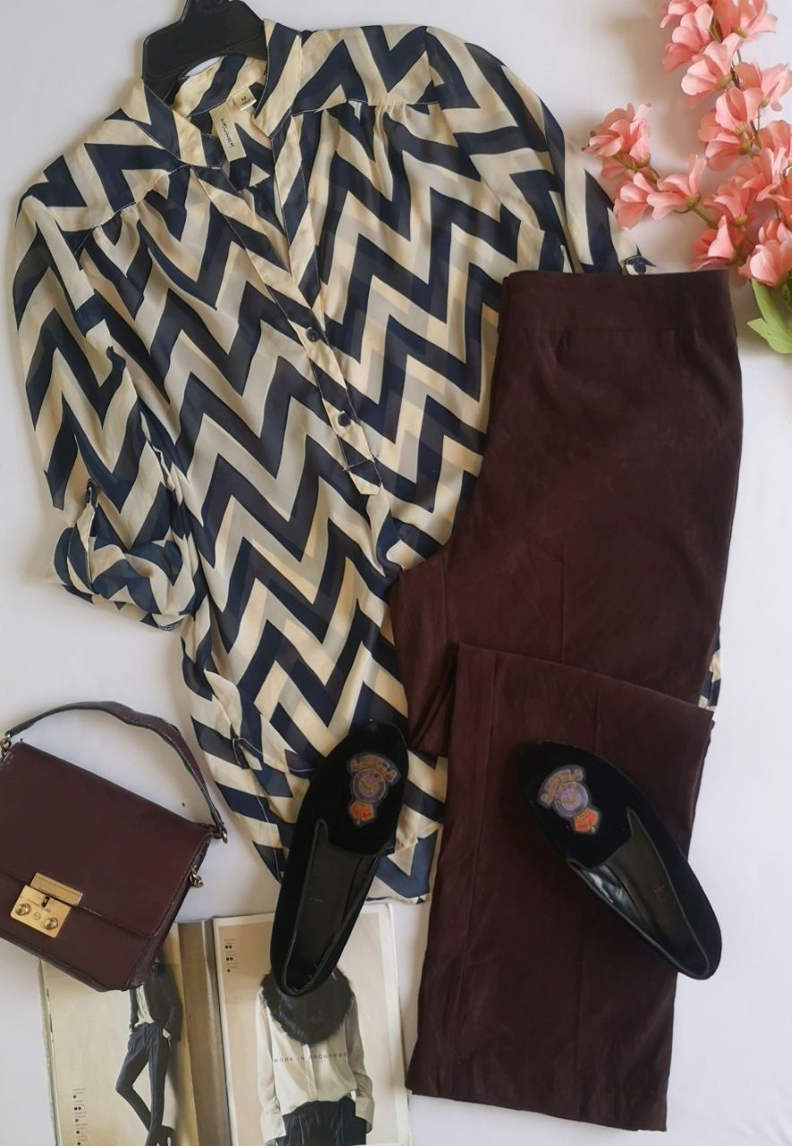 PANTALÓN CORTÉ RECTO Y BLUSA DE CHIFÓN ⚓💙