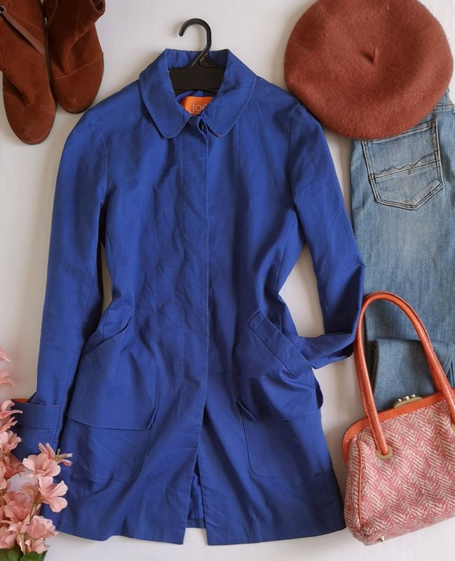 GABARDINA CON BOLSAS