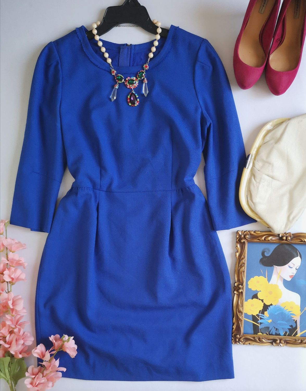VESTIDO CON ZIPPER ATRÁS