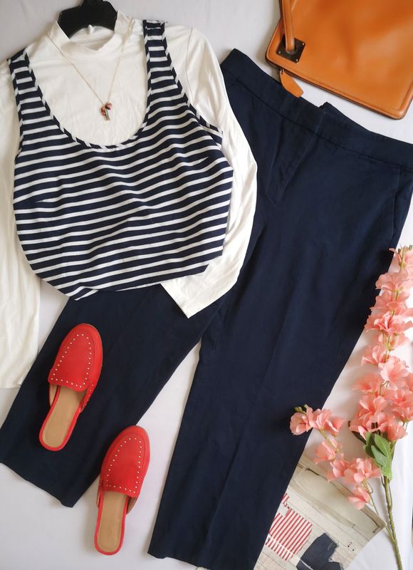 PANTALÓN ANCHO DE ABAJO Y BLUSA SIN MANGAS ⚓