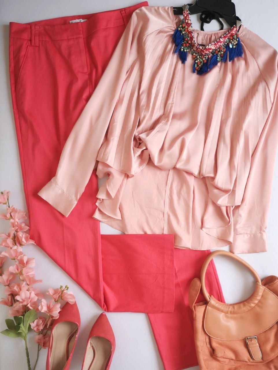 BLUSA TIPO BOHO CON PANTALÓN DE GABARDINA 💙