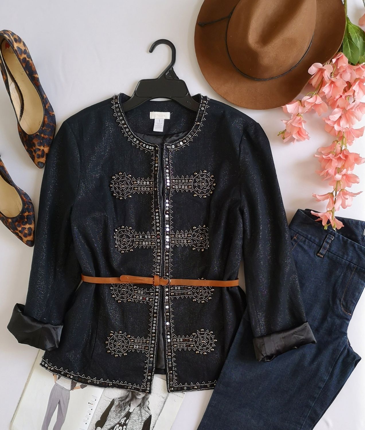 CHAQUETA BORDADA