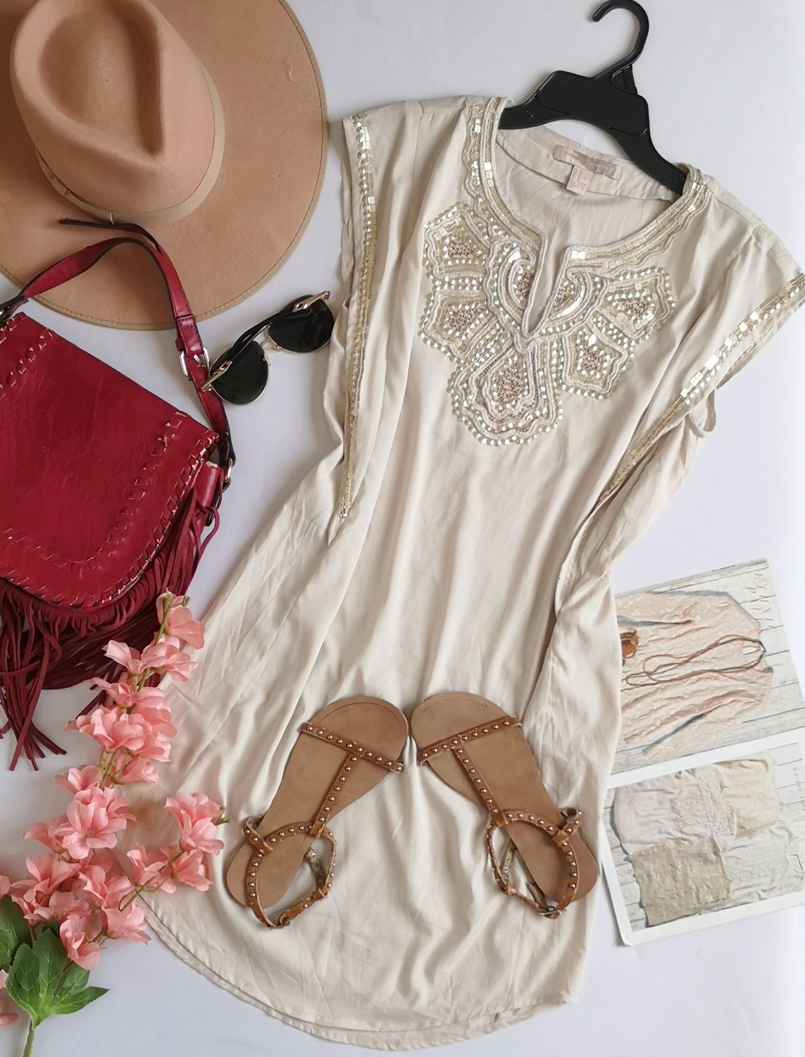 VESTIDO TIPO TÚNICA BORDADO