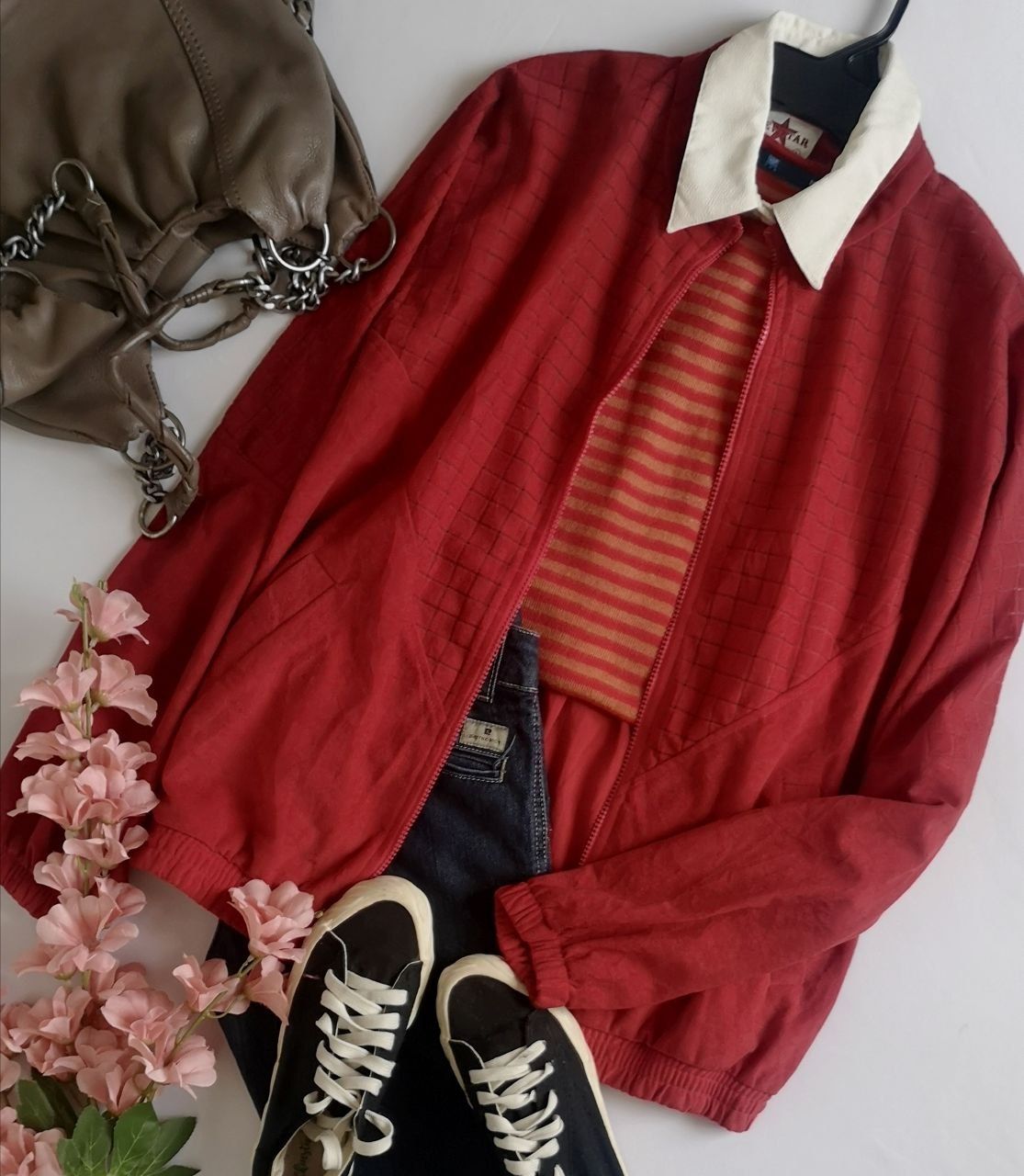JACKET CON ELÁSTICO ABAJO 