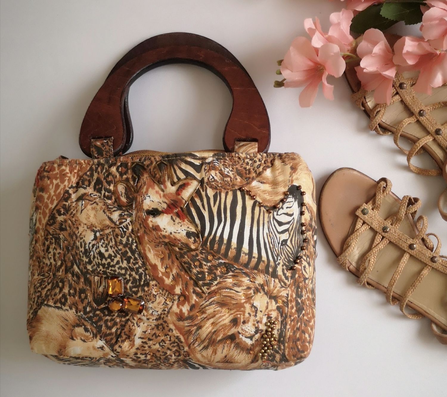 CARTERA ESTILO CUADRADO