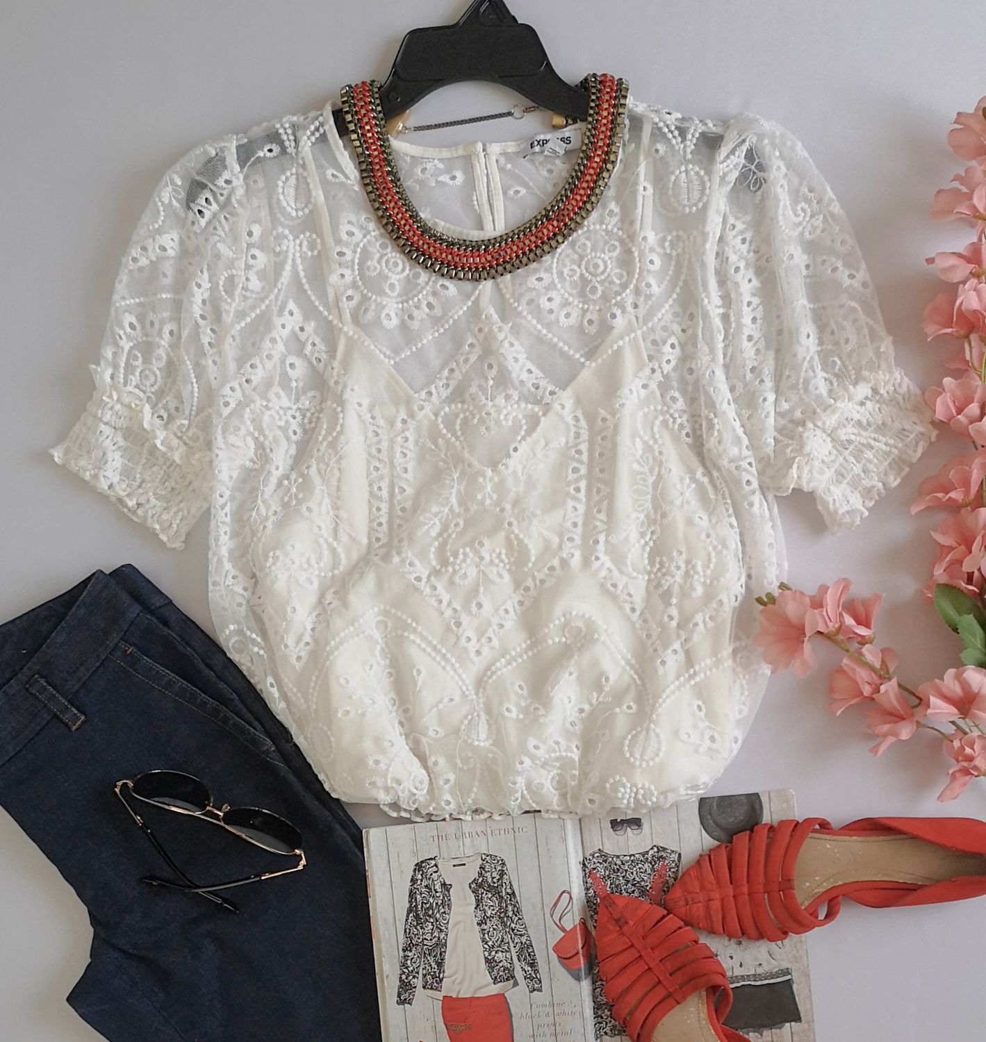BLUSA DE TUL BORDADA