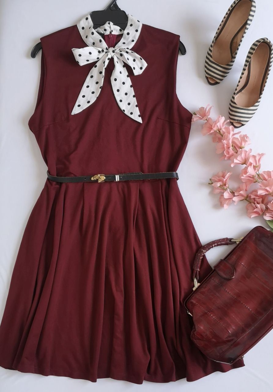 VESTIDO CON BOLSAS A LOS LADOS INCLUYE CINCHO 💙