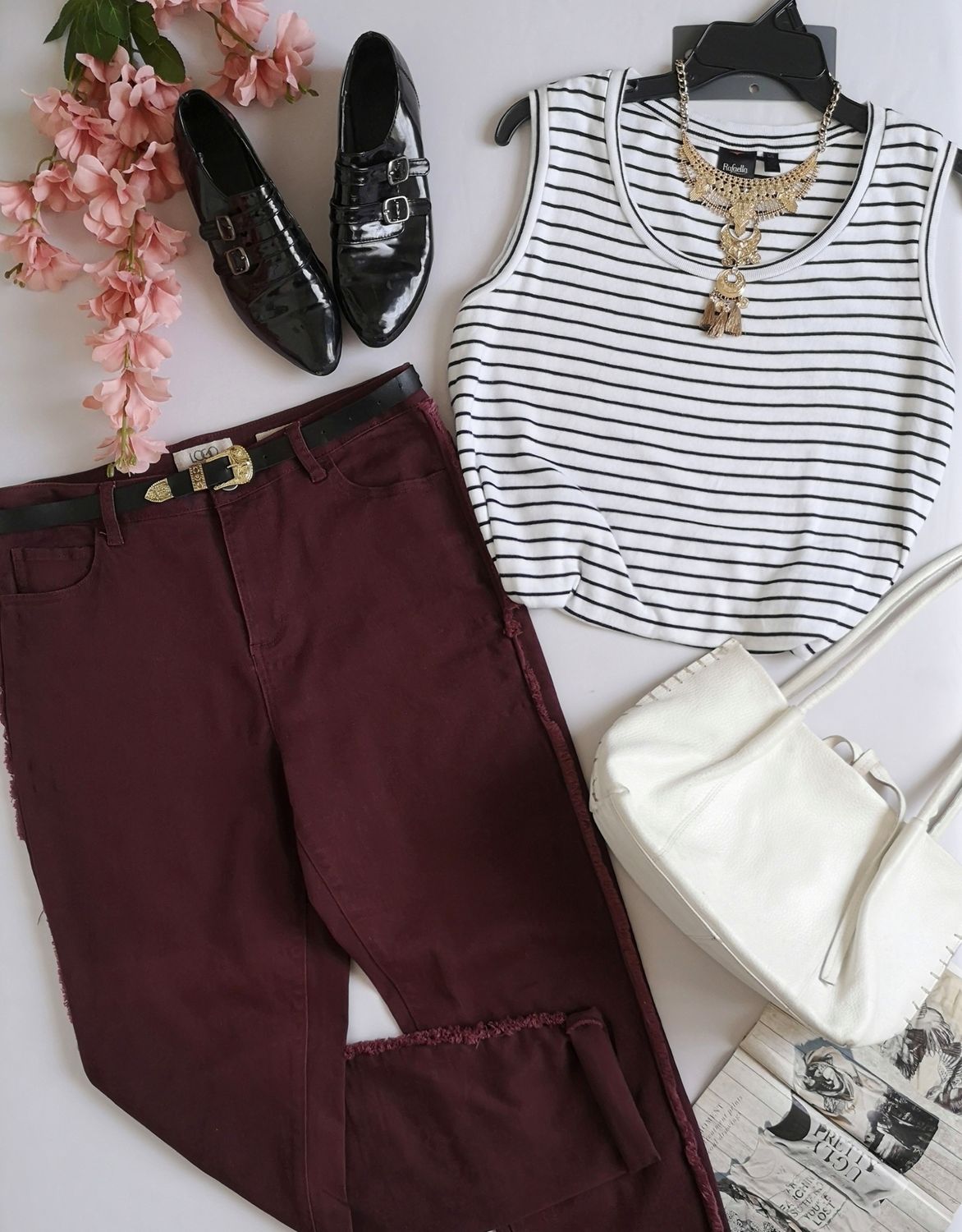 JEANS TELA SUAVE Y BLUSA SIN MANGAS