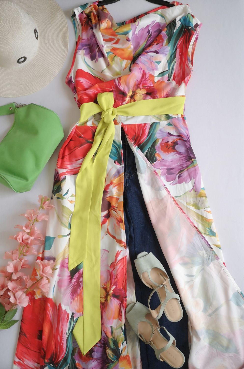 MAXI BLUSA ABIERTA DE ADELANTE