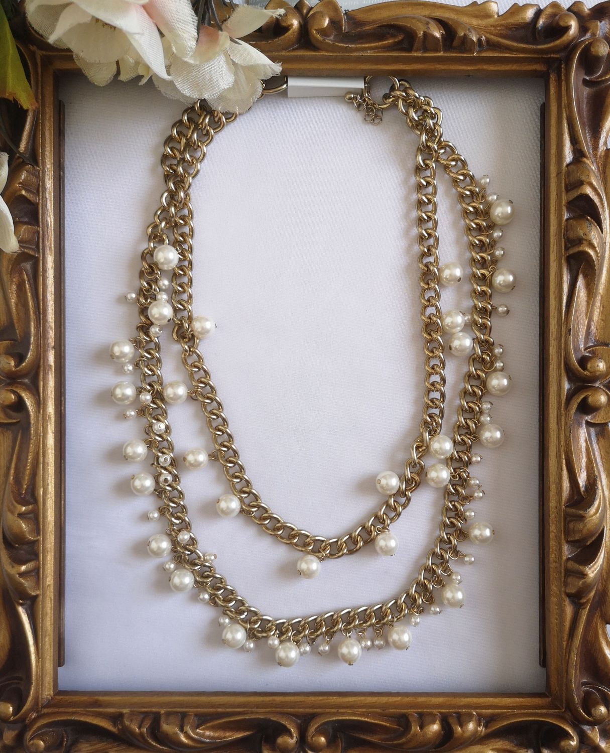 COLLAR