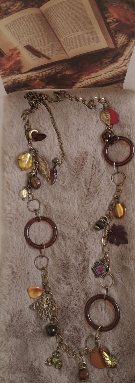 COLLAR