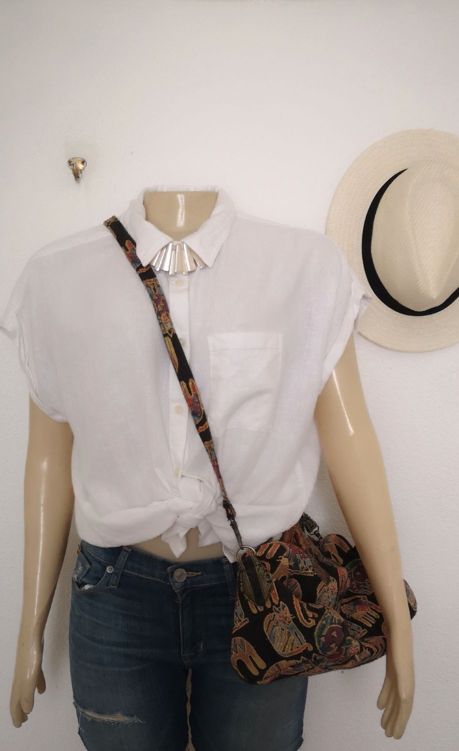 BLUSA DE LINO INCLUYE COLLAR