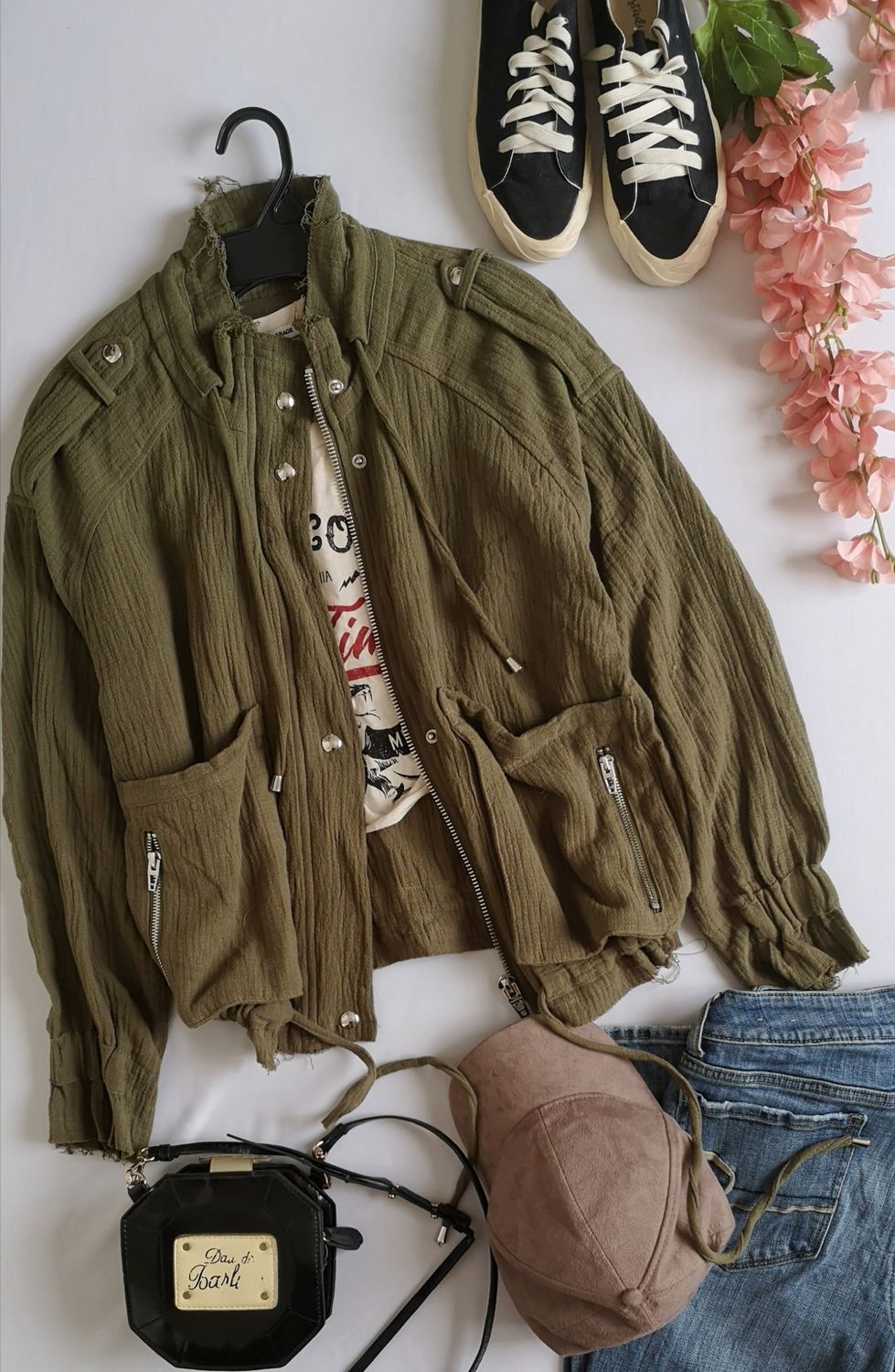 BOMBER JACKET