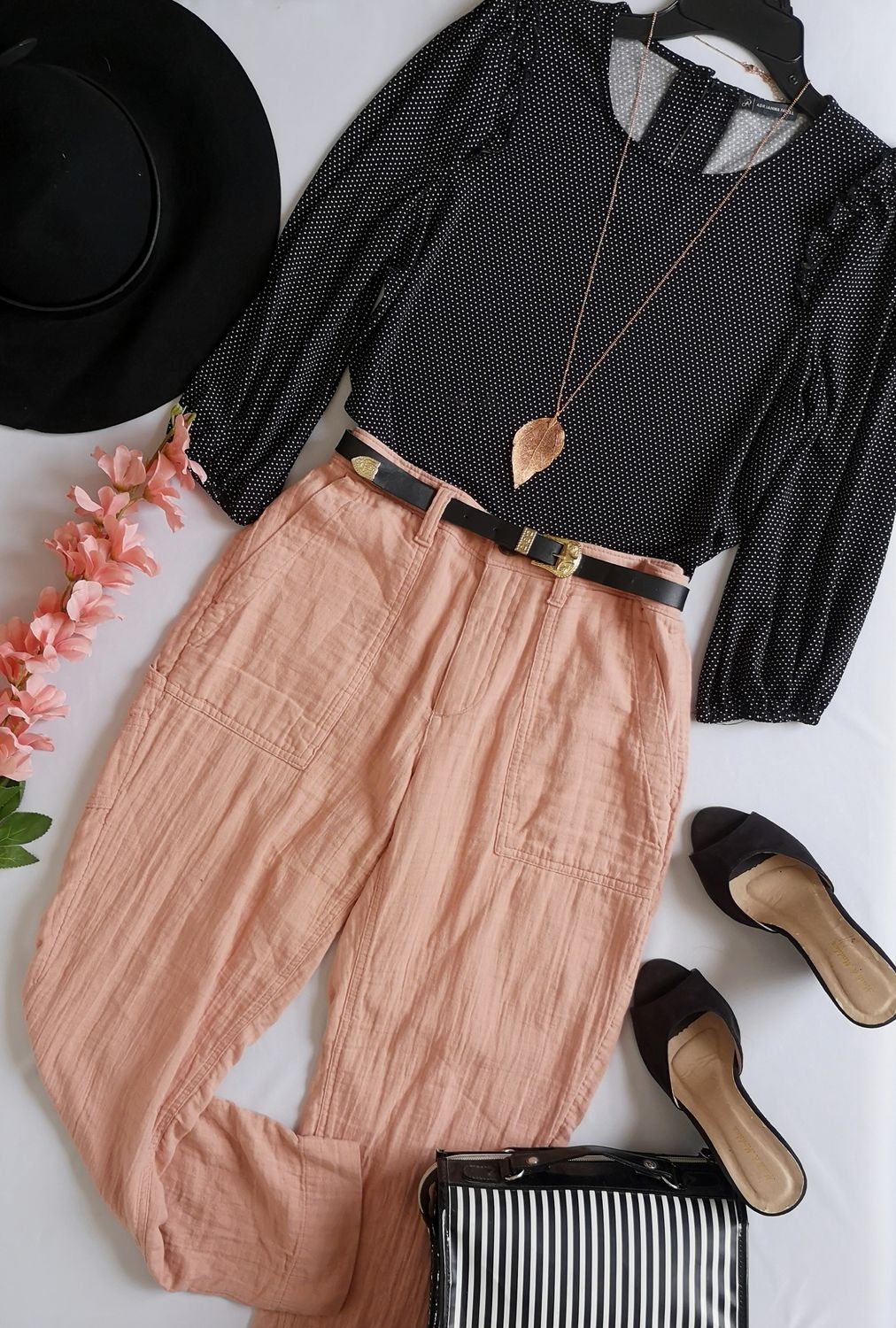 BLUSA MANGA 3/4 Y PANTALÓN TIPO JOGGER