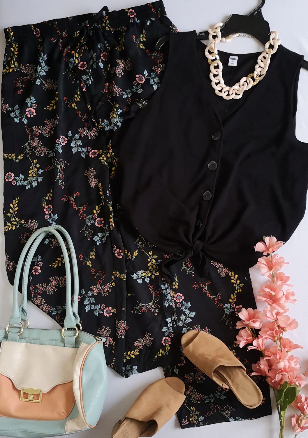 PALAZZO TIPO SEDA Y BLUSA CON NUDO ⚓