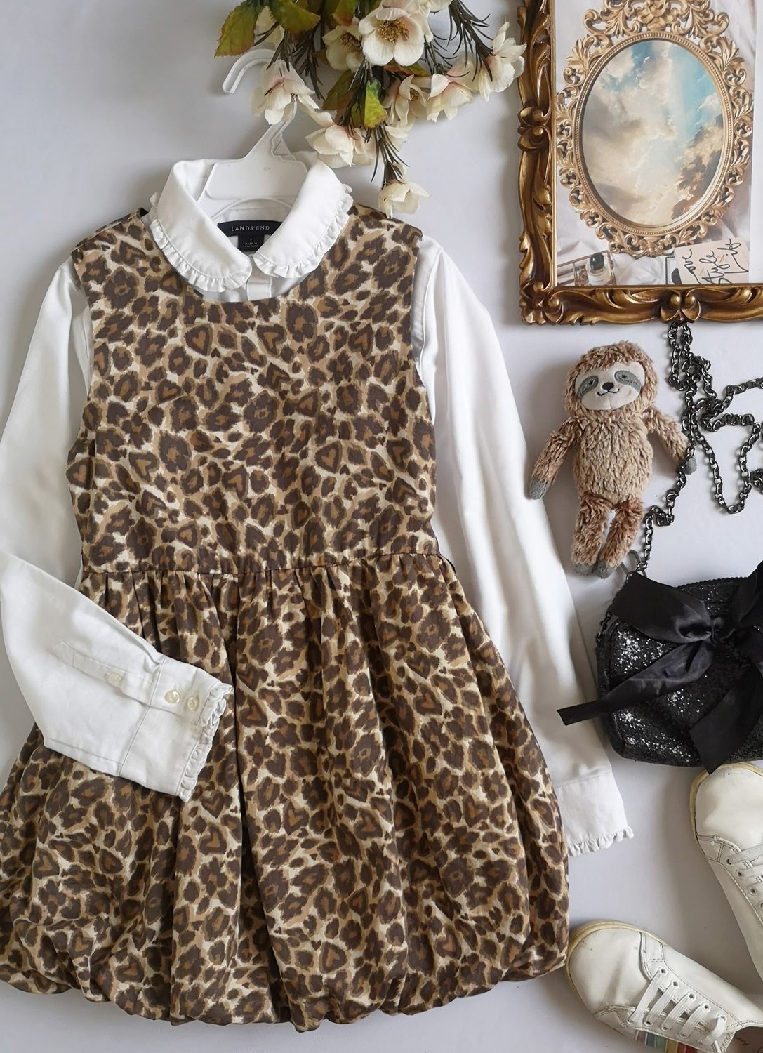VESTIDO ESTILO GLOBO Y BLUSA MANGA LARGA