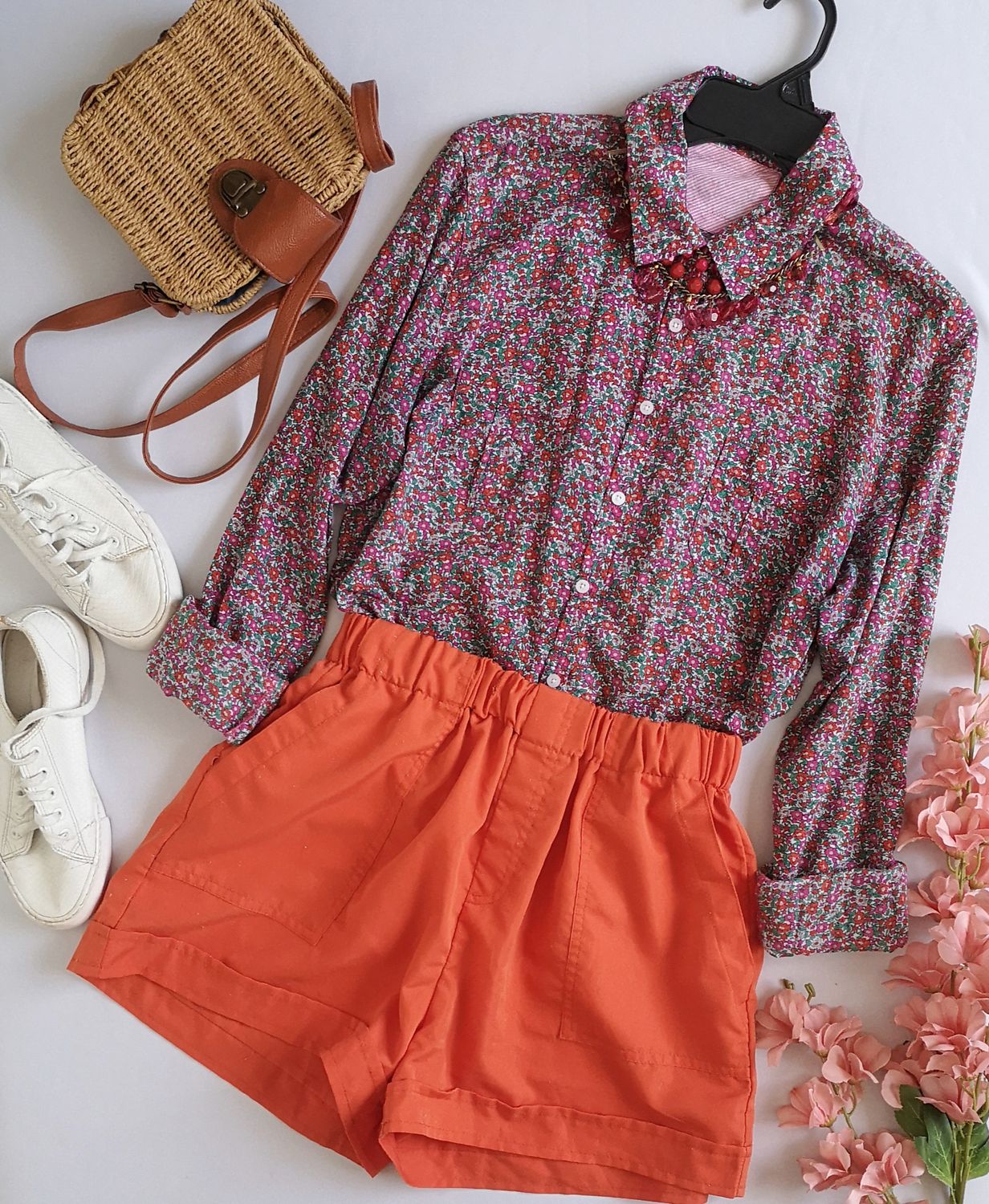 BLUSA DE ALGODÓN Y SHORT