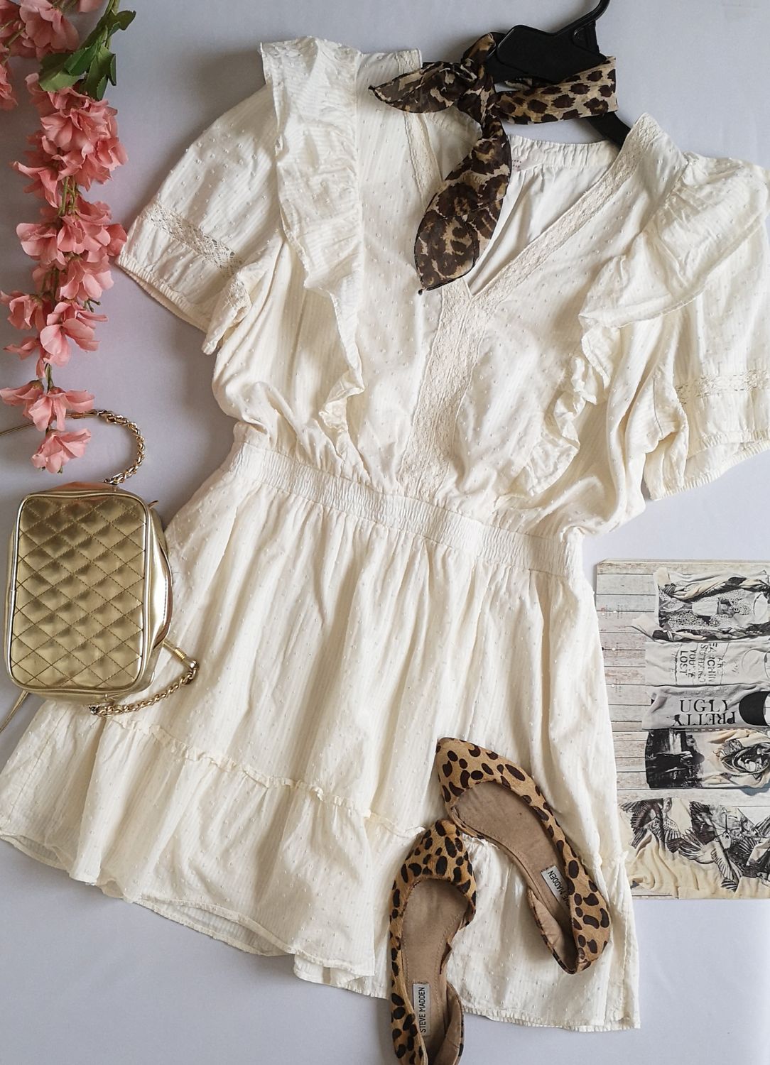 VESTIDO CON OLANES INCLUYE PAÑOLETA