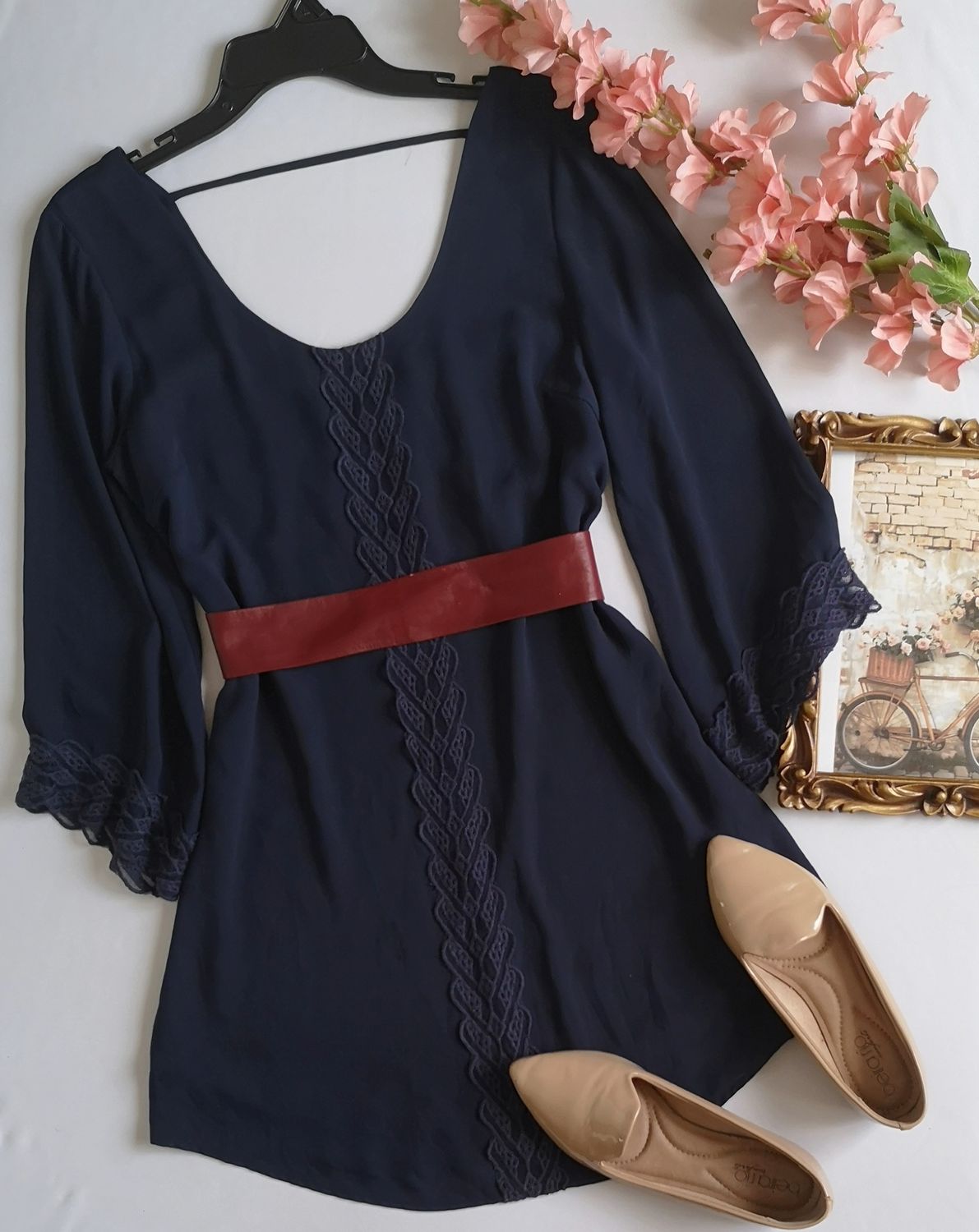 VESTIDO CON ENCAJE